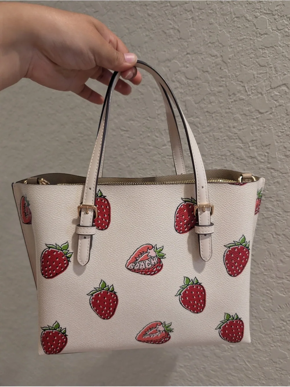 Coach Mollie Strawberries Print Leather Tote - Pink